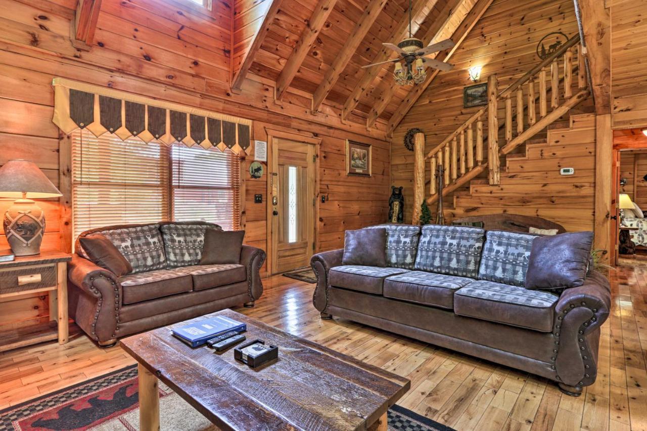 Pigeon Forge Getaway With Covered Patio And Hot Tub! Екстериор снимка