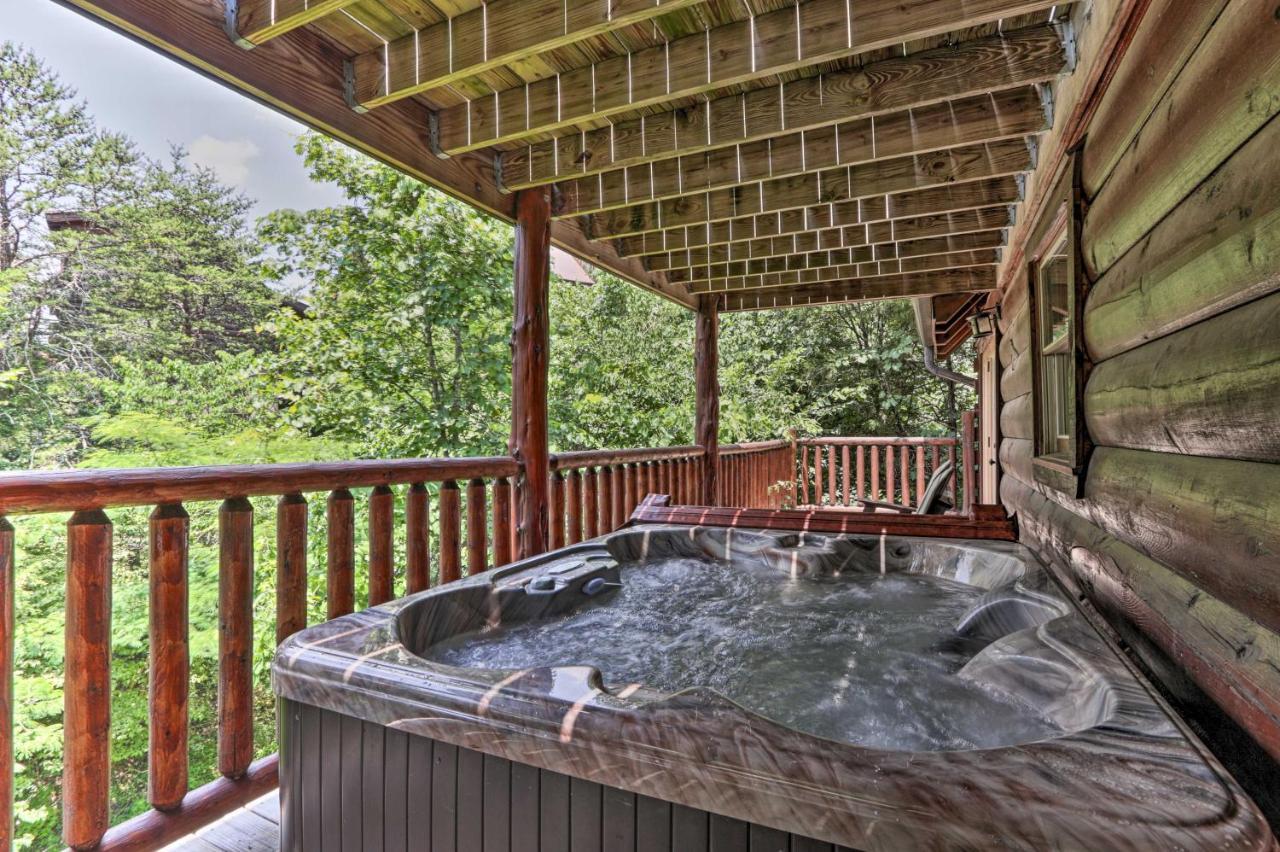 Pigeon Forge Getaway With Covered Patio And Hot Tub! Екстериор снимка