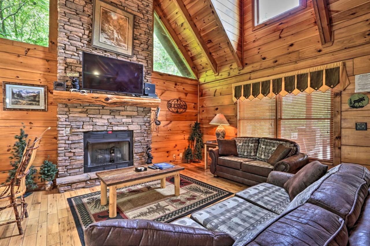 Pigeon Forge Getaway With Covered Patio And Hot Tub! Екстериор снимка