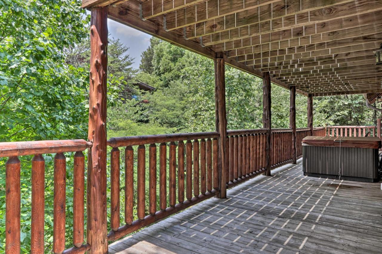 Pigeon Forge Getaway With Covered Patio And Hot Tub! Екстериор снимка